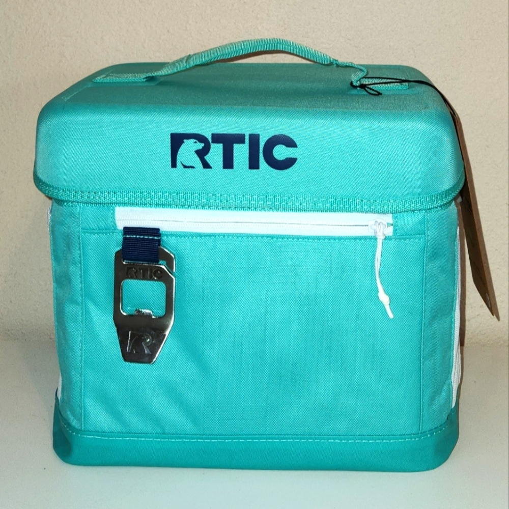 RTIC cooler bag 15 can